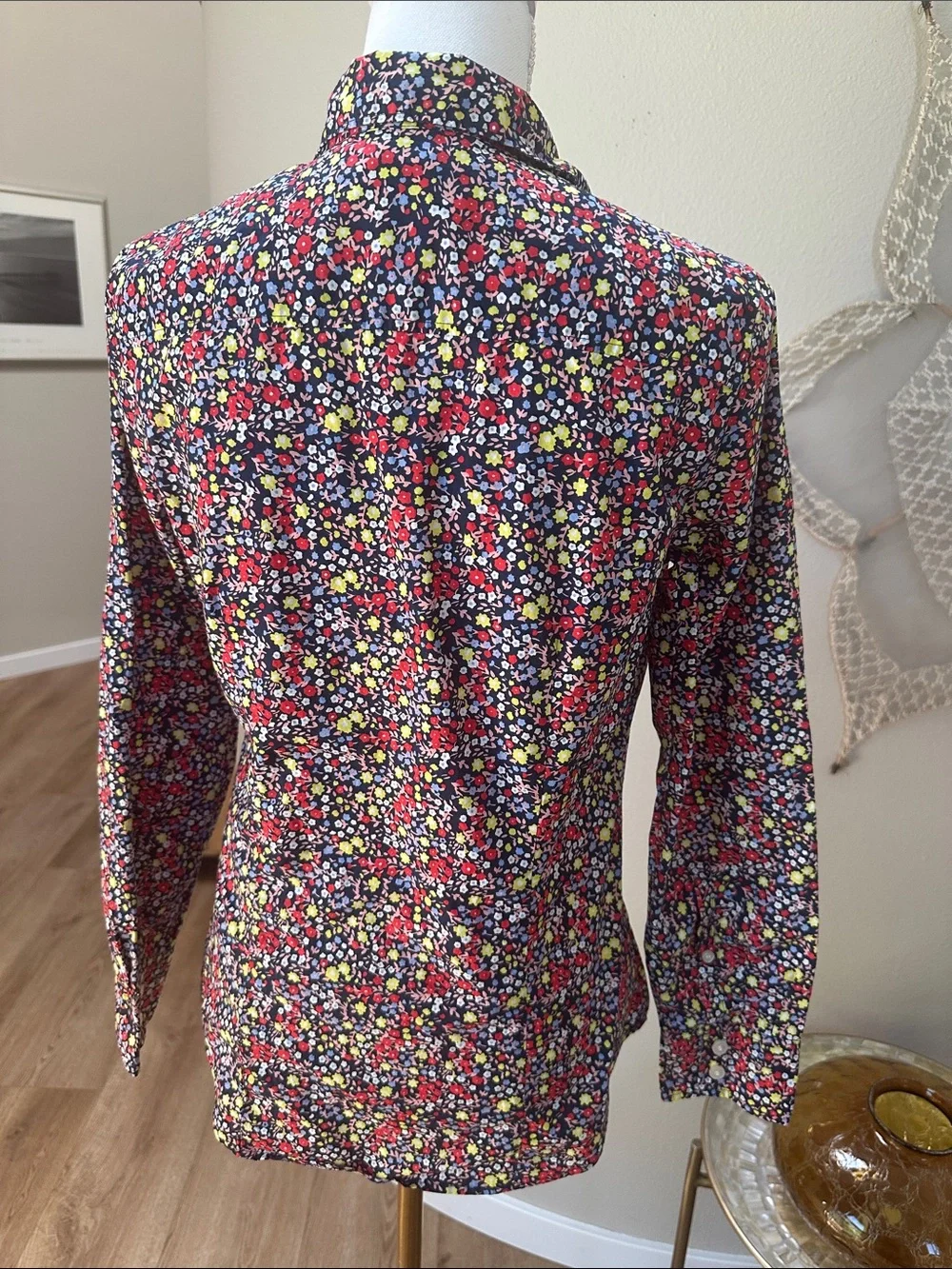 J. Crew tiny floral print 190% cotton collared button down top - Picture 2 of 8